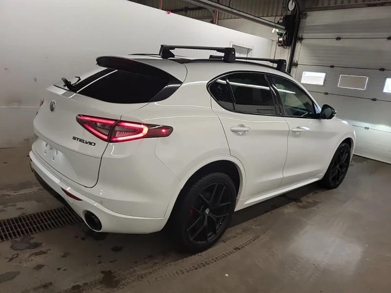 Alfa Romeo Stelvio * TI SPORT * CARFAX * ЦЕНА ДО БЪЛГАРИЯ, снимка 3 - Автомобили и джипове - 53085759