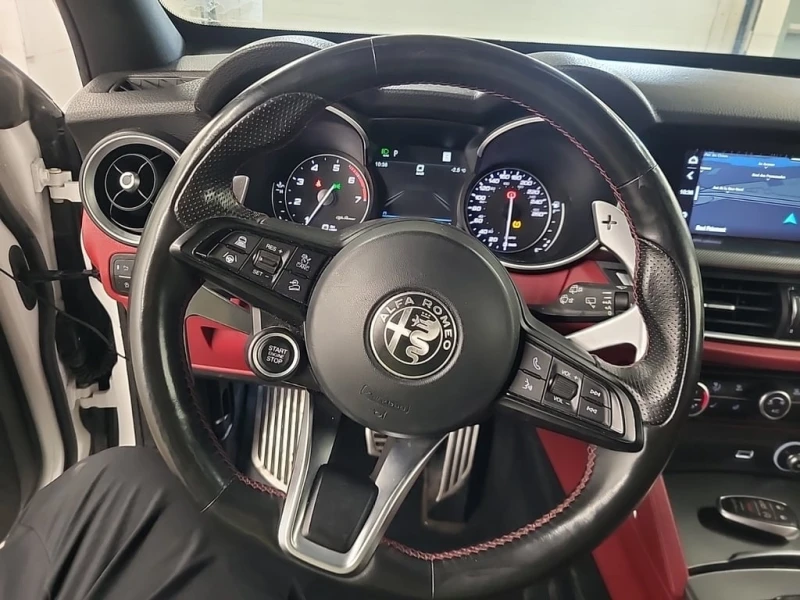 Alfa Romeo Stelvio * TI SPORT * CARFAX * ЦЕНА ДО БЪЛГАРИЯ, снимка 10 - Автомобили и джипове - 53085759