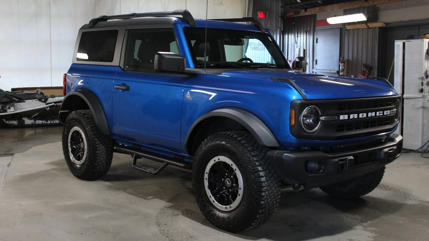 Ford Bronco * 2 Door Advanced 4x4 * CARFAX * БЕЗ ПЪРВОНАЧАЛНА , снимка 1