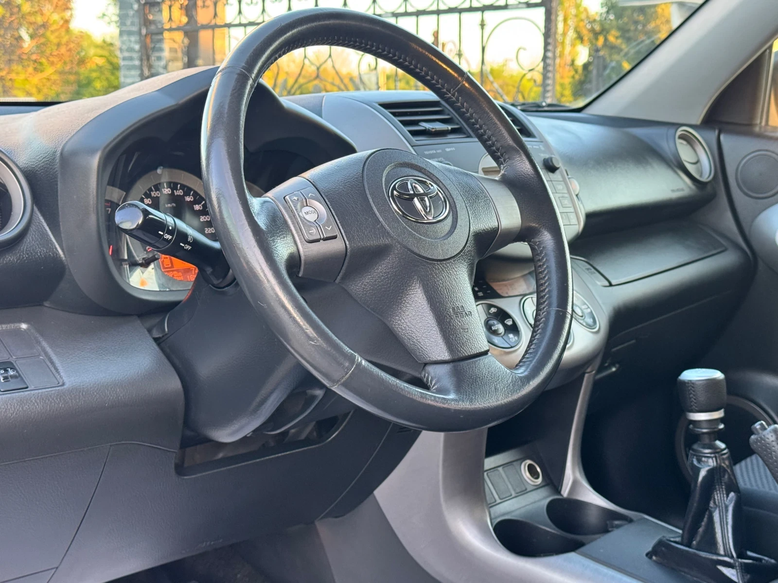 Toyota Rav4 2.0D4D 4х4 ИТАЛИЯ 136к.с. - изображение 7