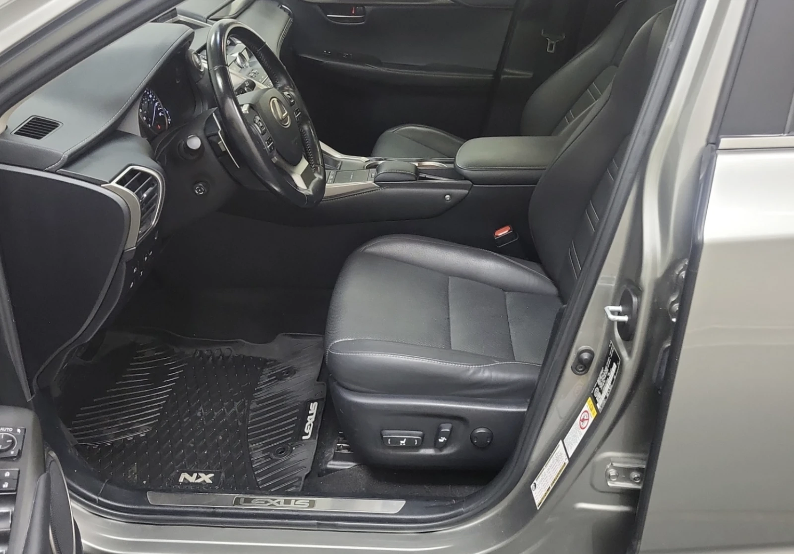 Lexus NX 300  - изображение 5