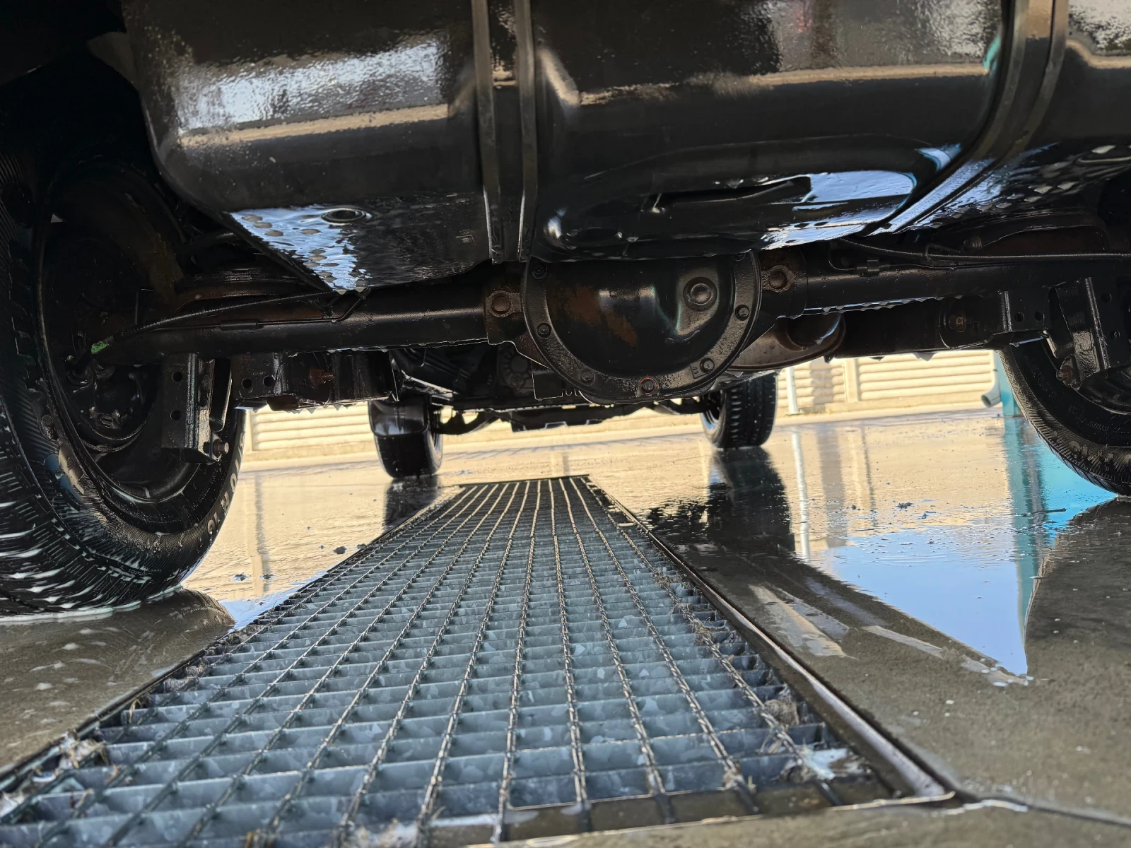 Jeep Cherokee Sport, снимка 14 - Автомобили и джипове - 53217730