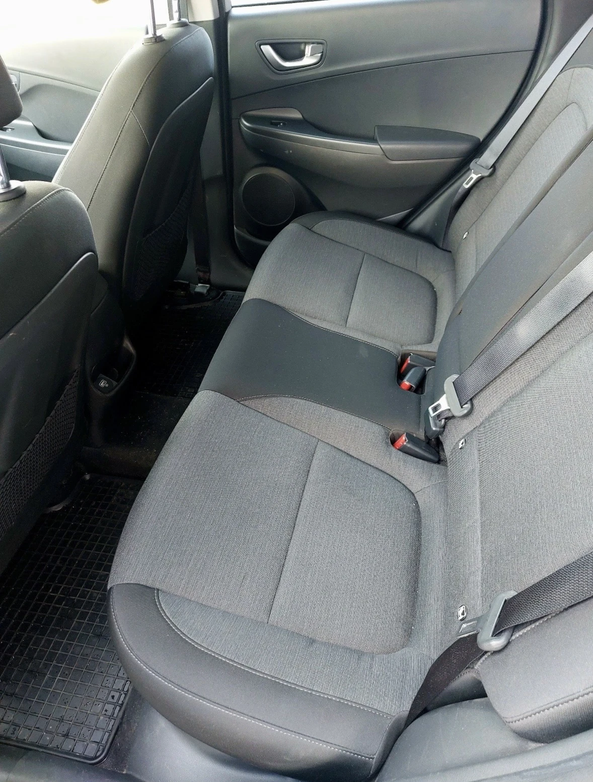 Hyundai Kona Electric - изображение 9