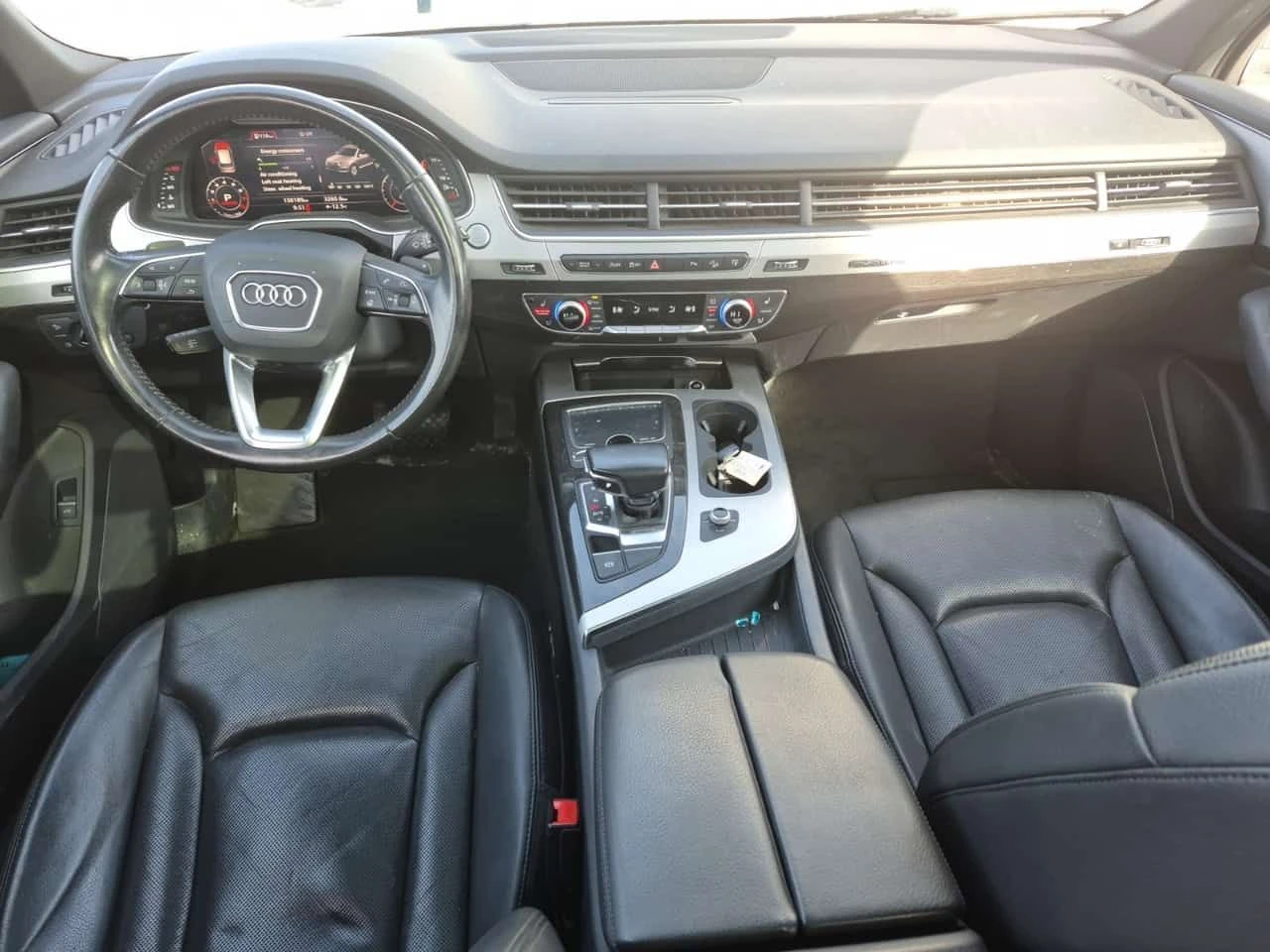 Audi Q7 * 3.0T PROGRESSIV * ПАНОРАМА * ДИСТРОНИК * 7-МЕСТН - изображение 10