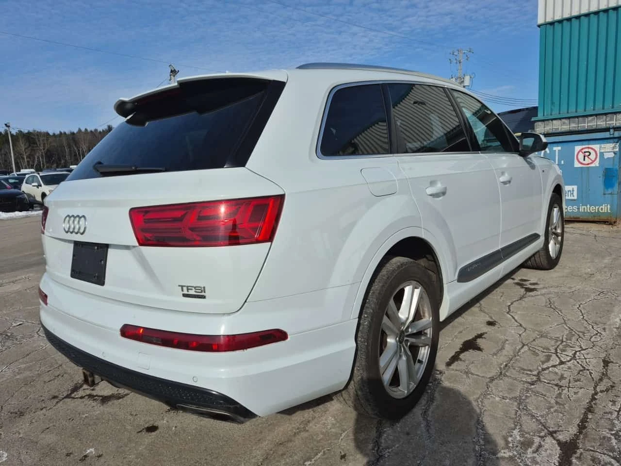 Audi Q7 * 3.0T PROGRESSIV * ПАНОРАМА * ДИСТРОНИК * 7-МЕСТН - изображение 3