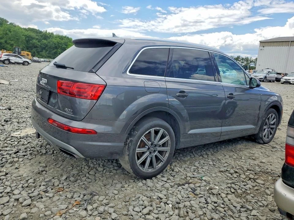 Audi Q7, снимка 3 - Автомобили и джипове - 54767584