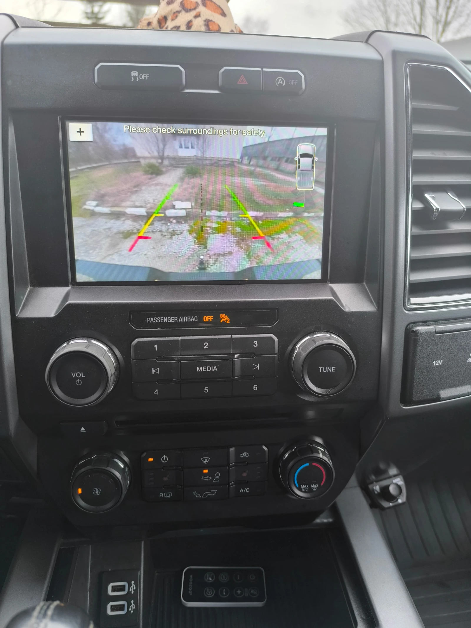 Ford F150 ФЕЙС ОБСЛУЖЕН ЛИЗИНГ ЛИФТ ПЕРФЕКТЕН СТАВА НА ГАЗ, снимка 16 - Автомобили и джипове - 54866246