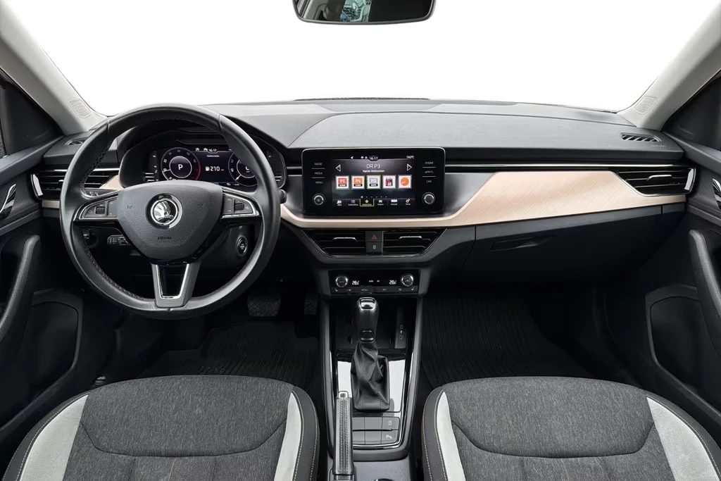 Skoda Kamiq 1.5 DSG STYLE 150hp DK, снимка 7 - Автомобили и джипове - 54898171