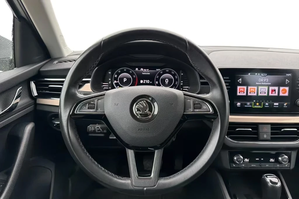 Skoda Kamiq 1.5 DSG STYLE 150hp DK, снимка 8 - Автомобили и джипове - 54898171
