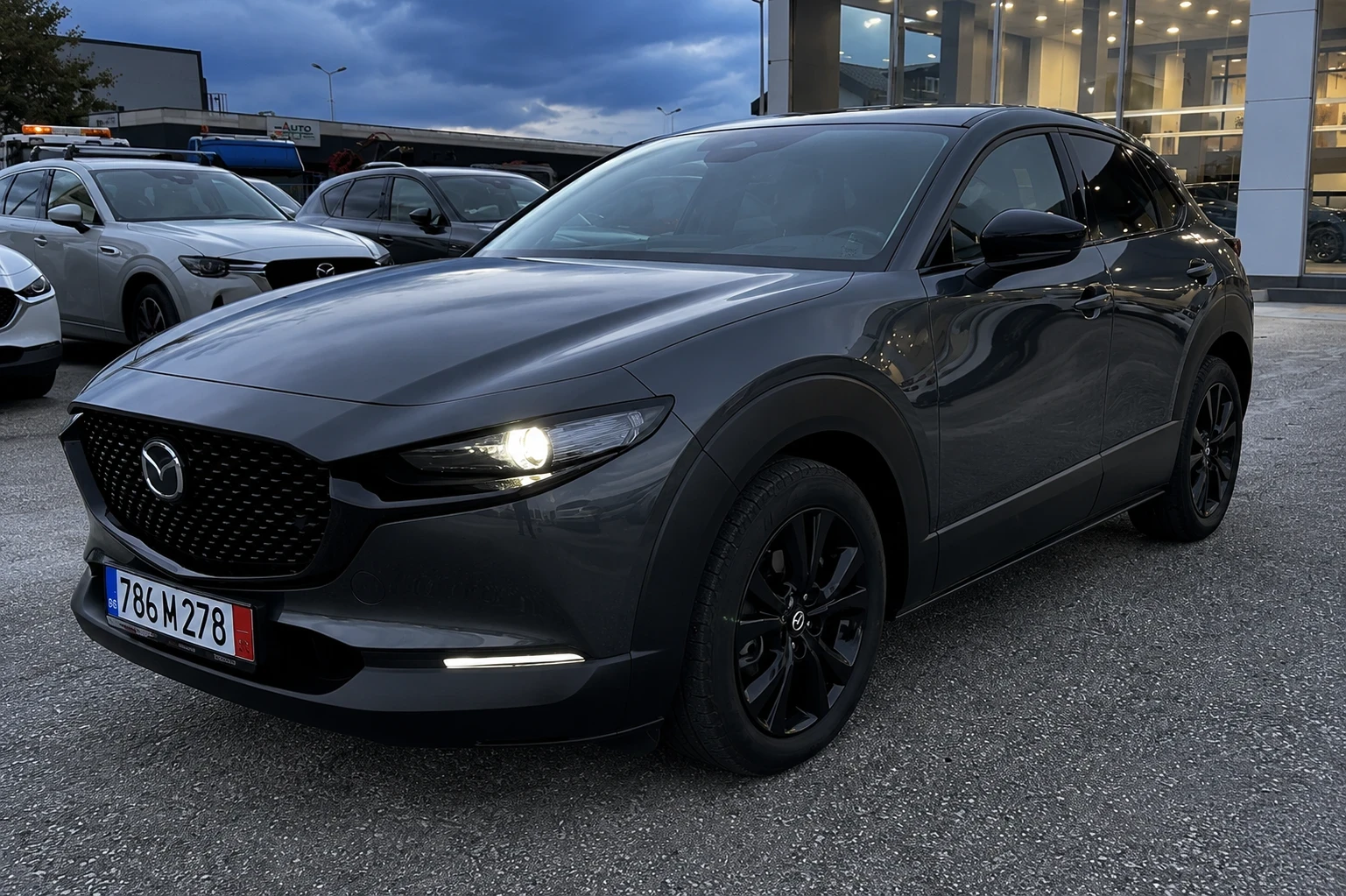 Mazda CX-30, снимка 2 - Автомобили и джипове - 54965689