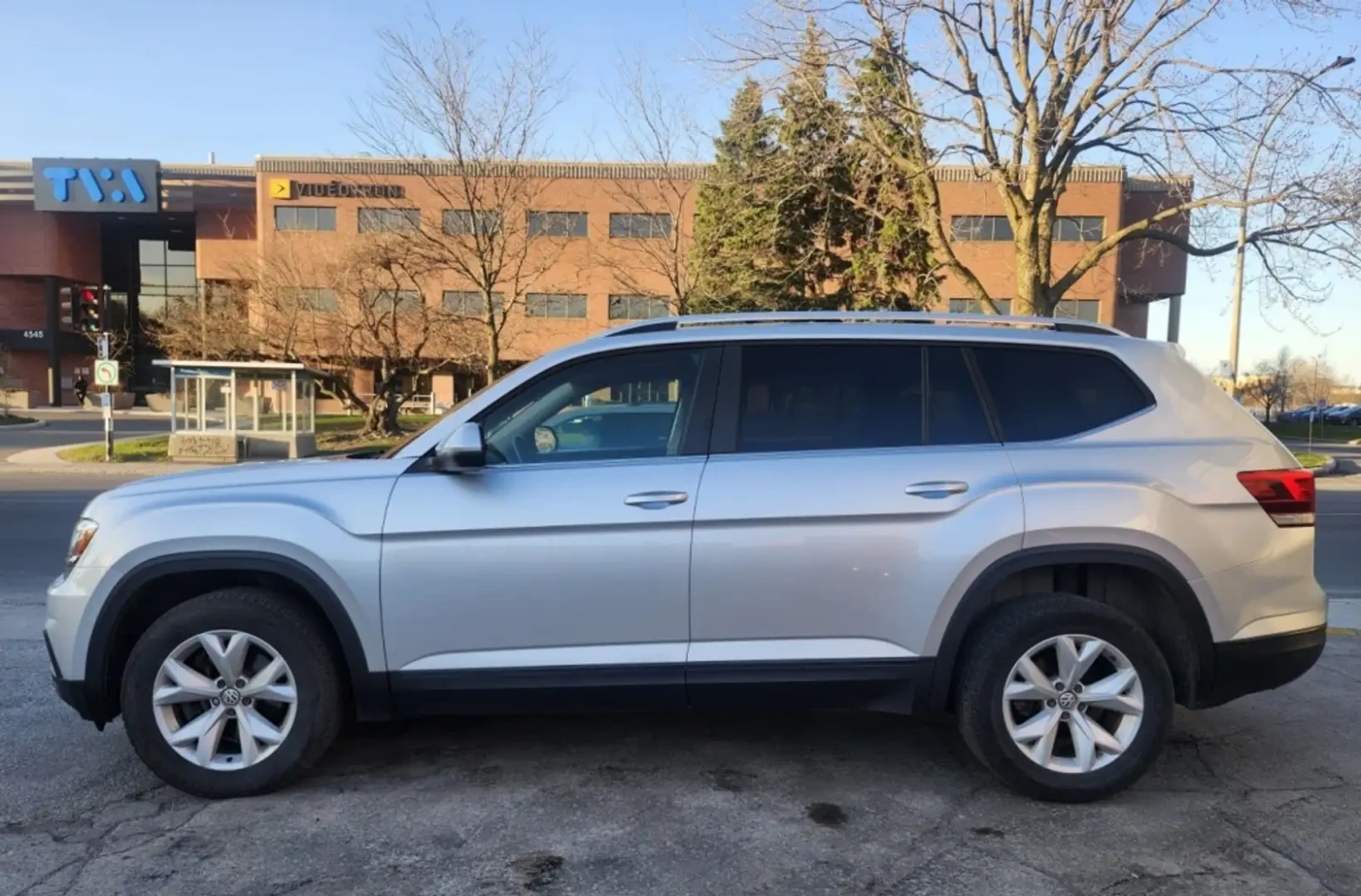 VW Atlas 3.6 FULL, снимка 3 - Автомобили и джипове - 55244921