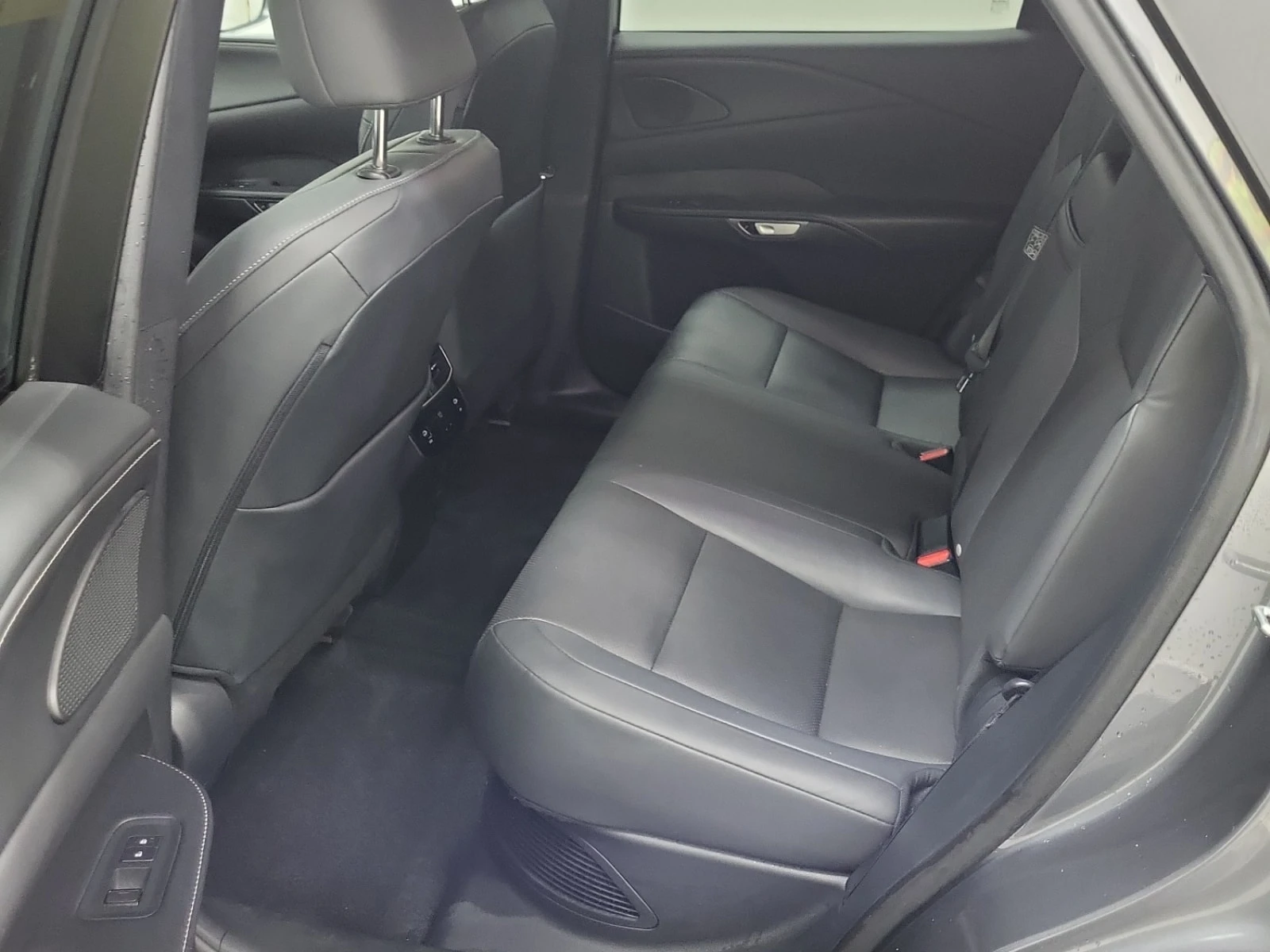 Lexus RX 350h CARFAX, снимка 12 - Автомобили и джипове - 55799463