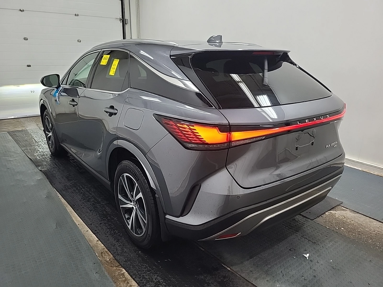 Lexus RX 350h CARFAX, снимка 4 - Автомобили и джипове - 55799463