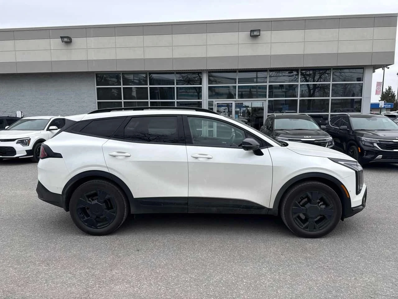 Kia Sportage X Line Limited | CARFAX | ����� �� ����������� | Mobile.bg � ����������� 4