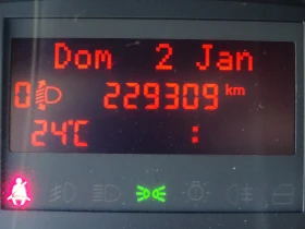Iveco 35c15 3.0HPI  КАТ. * Б* 7-места * * * КЛИМАТИК* * * , снимка 11