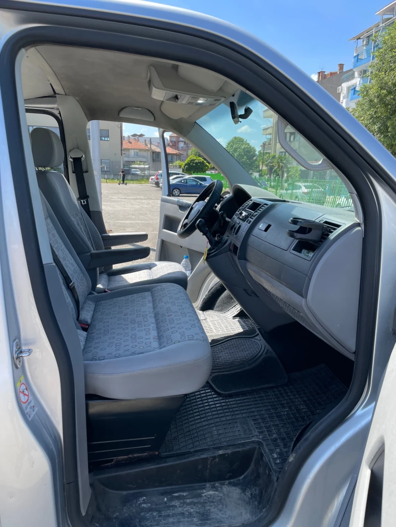 VW T5 2.5 TDI 131 , снимка 6 - Бусове и автобуси - 52349564