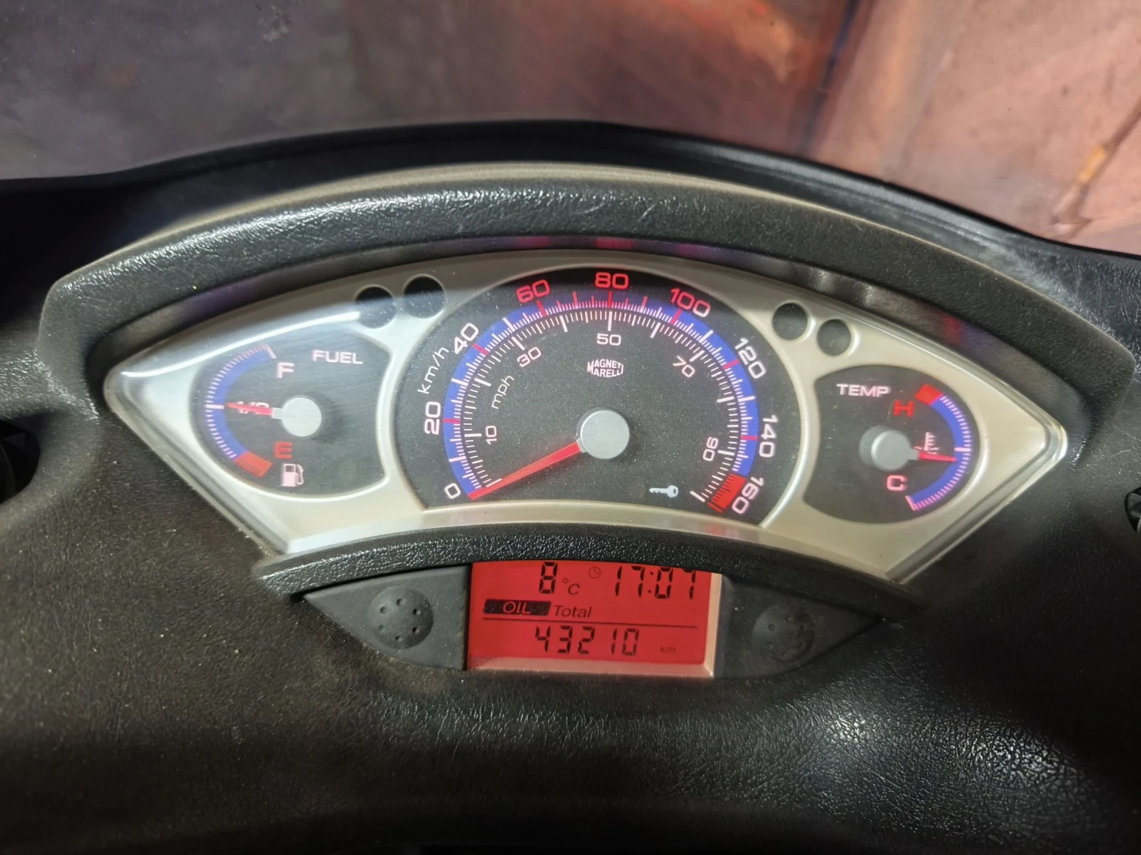 Yamaha X-max 250 - изображение 4