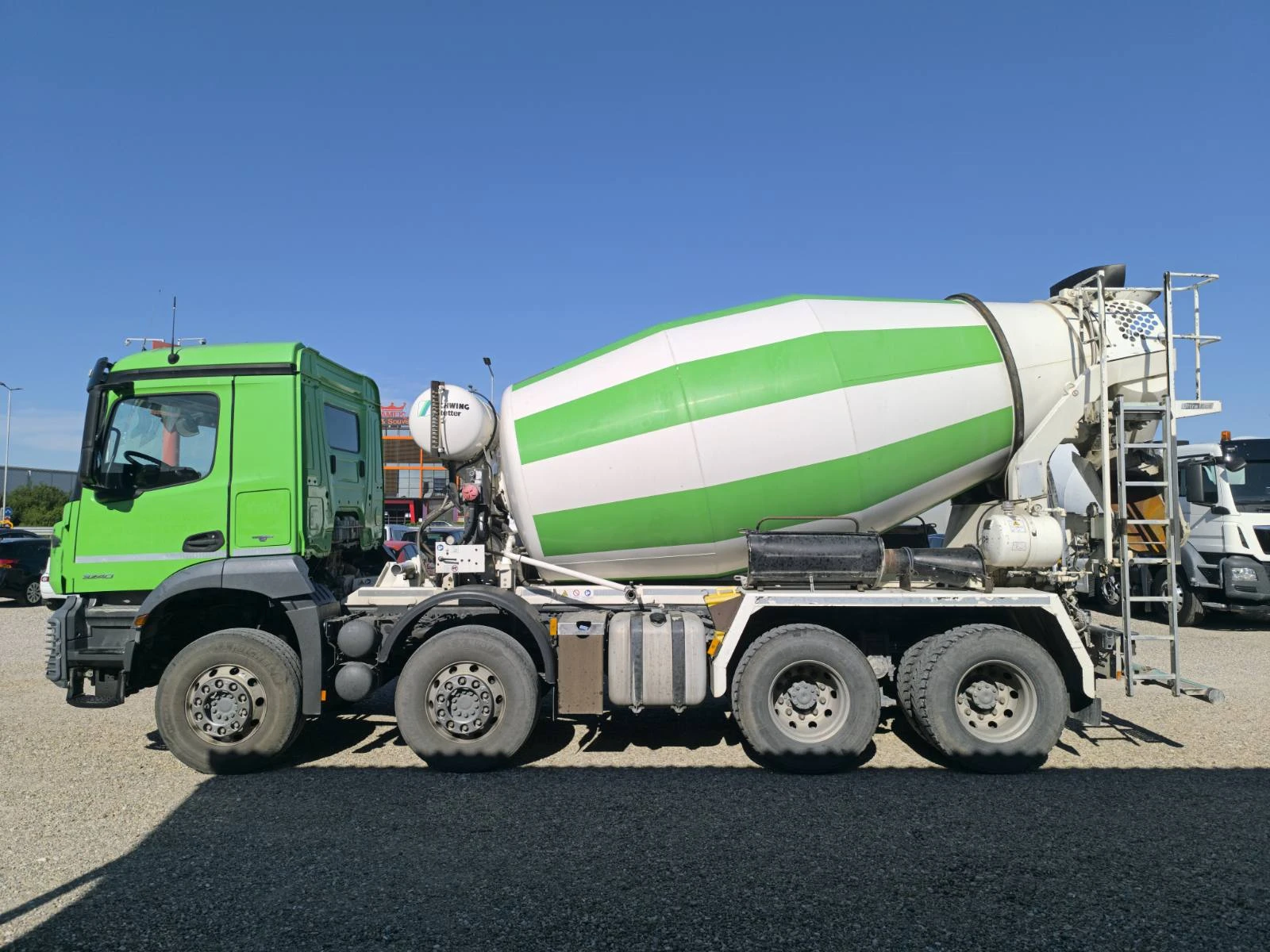 Бетон миксер Mercedes AROCS 3240 STETTER 9M3, снимка 4 - Индустриална техника - 54909050