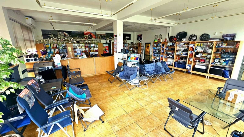 Кемпер HYMER / ERIBA  Etrusco T 7400 SB Autom. F2F, снимка 13 - Каравани и кемпери - 51860091