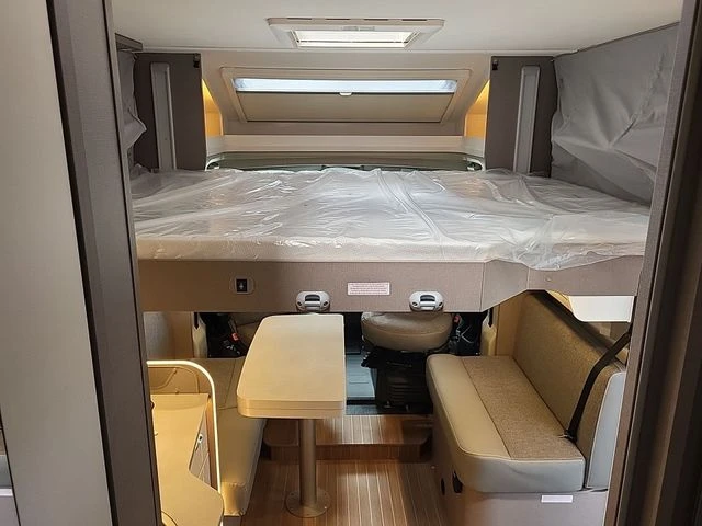 Кемпер HYMER / ERIBA  Etrusco T 7400 SB Autom. F2F - изображение 7