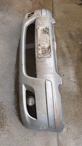 Предна Броня за Toyota Yaris 2005 , снимка 3