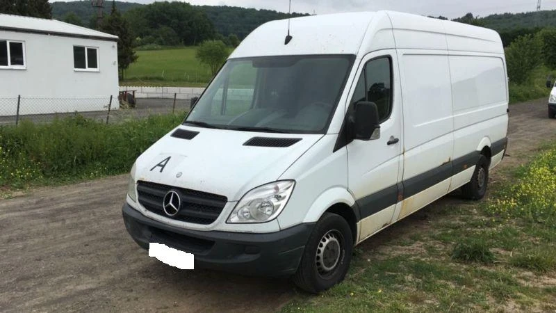 Интериор и аксесоари за Mercedes-Benz Sprinter 315, снимка 1 - Части - 22086476