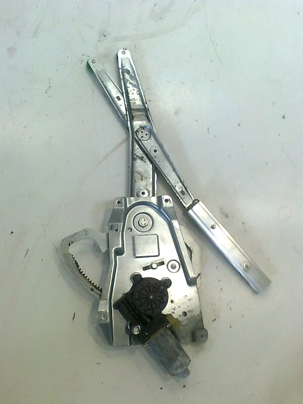 ел.машинка предно дясно стъкло за Сааб 9-5 2,0 турбо,стъклоповдигач