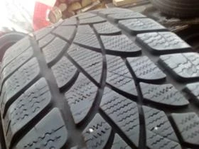 Гуми Зимни 215/50R17, снимка 11