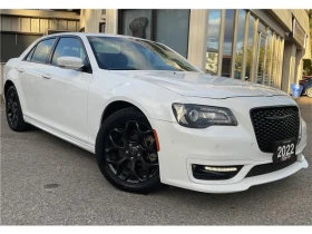 Chrysler 300c Touring L 4dr All-Wheel Drive, снимка 1