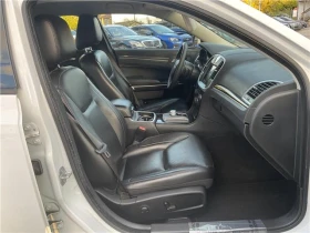 Chrysler 300c Touring L 4dr All-Wheel Drive, снимка 7