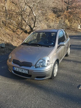 Toyota Yaris 1.0, снимка 1