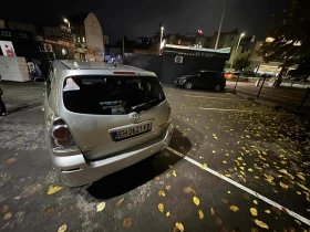 Toyota Corolla verso, снимка 3