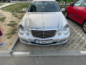 ������ Mercedes-Benz E 220