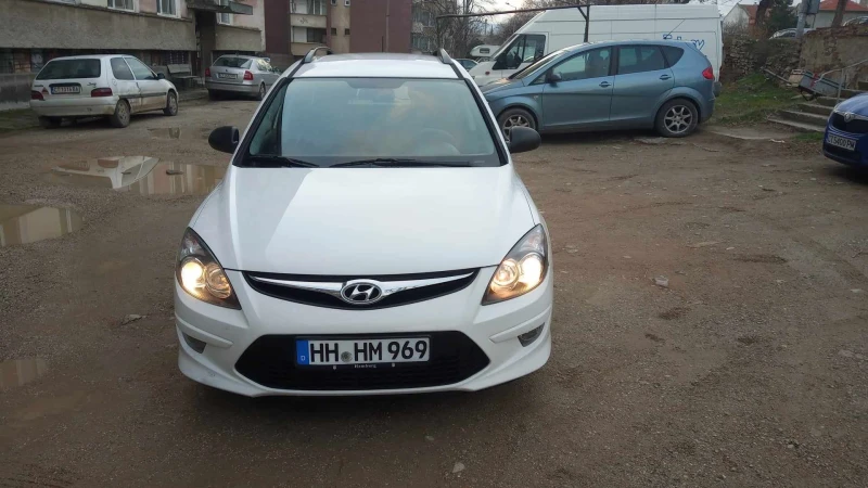 Hyundai I30 I 30 SW 2012г, снимка 1 - Автомобили и джипове - 47454778