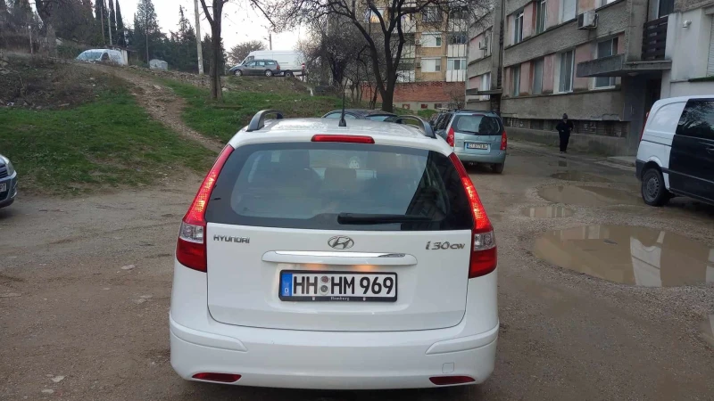 Hyundai I30 I 30 SW 2012г, снимка 5 - Автомобили и джипове - 47454778