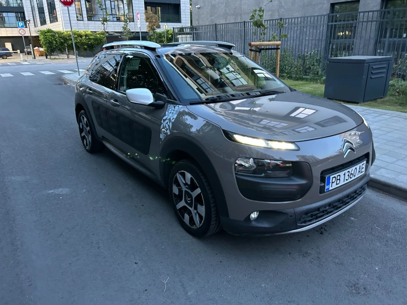 Citroen C4 Cactus 2017, снимка 3 - Автомобили и джипове - 47611127