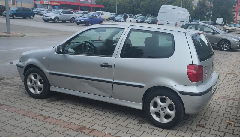 VW Polo, снимка 4 - Автомобили и джипове - 47715327