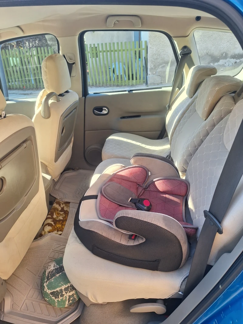 Renault Scenic, снимка 13 - Автомобили и джипове - 48099947