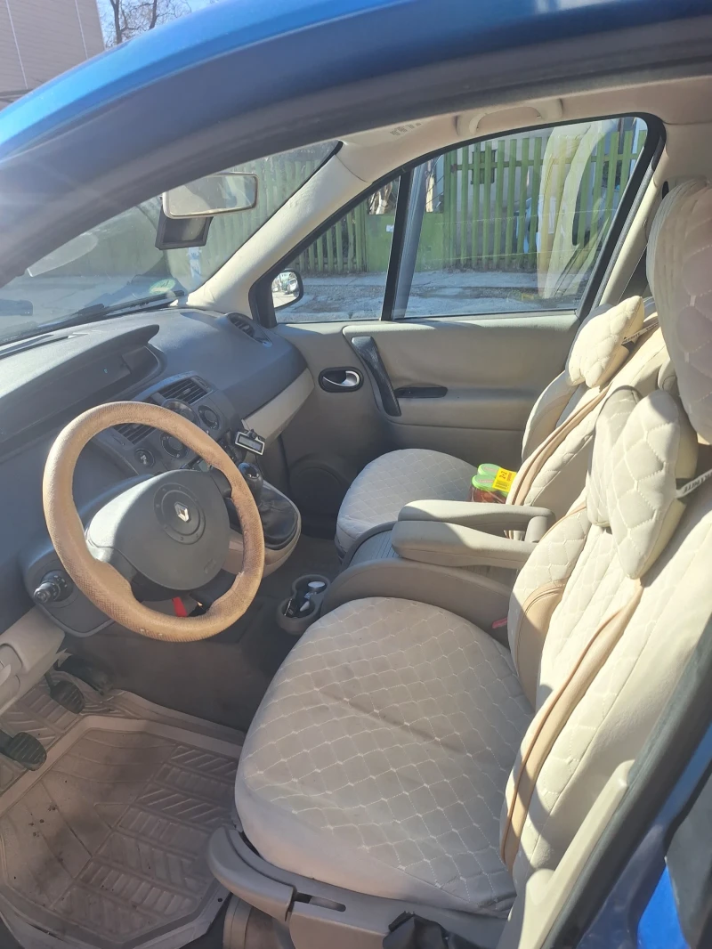 Renault Scenic, снимка 8 - Автомобили и джипове - 48099947