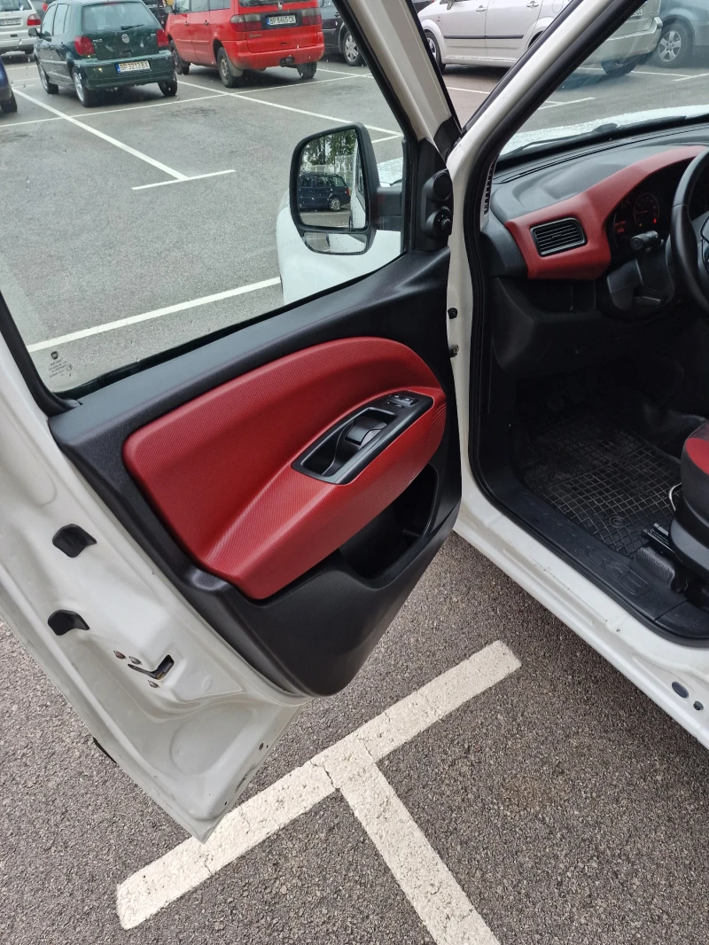 Fiat Doblo Maxi 1.6, снимка 8 - Автомобили и джипове - 52487822