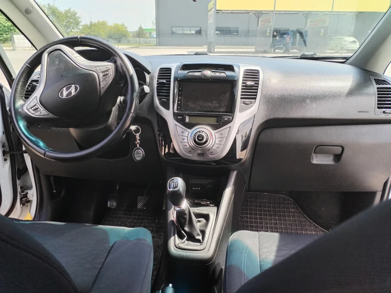 Hyundai Ix20, снимка 2 - Автомобили и джипове - 52398340