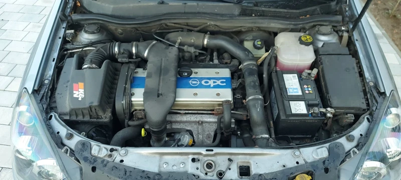Opel Astra GTC Turbo, снимка 13 - Автомобили и джипове - 52632256