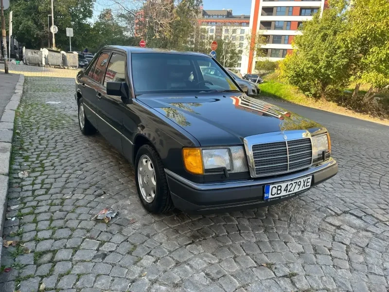 Mercedes-Benz 124 400/420 E, снимка 2 - Автомобили и джипове - 52266617