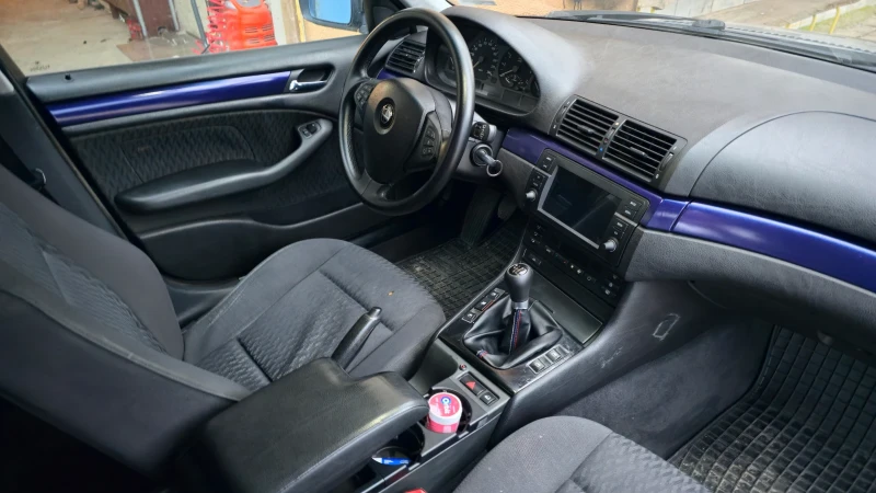 BMW 318, снимка 15 - Автомобили и джипове - 52634882