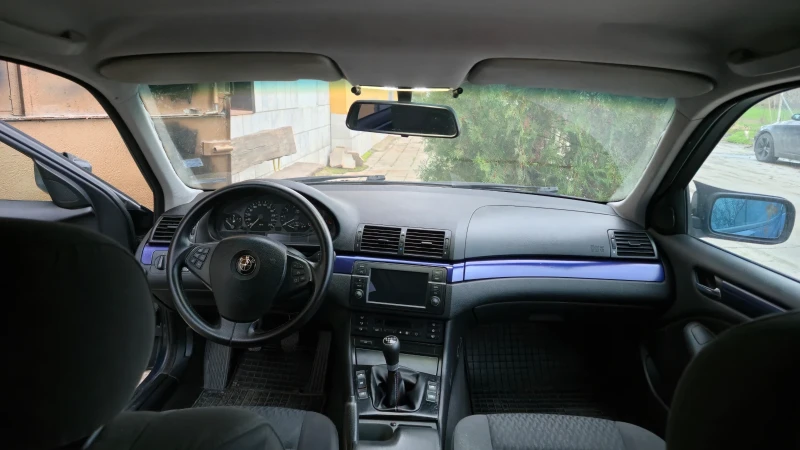 BMW 318, снимка 12 - Автомобили и джипове - 52634882