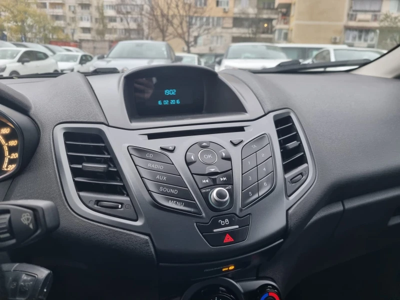 Ford Fiesta 1.25, снимка 15 - Автомобили и джипове - 52814365