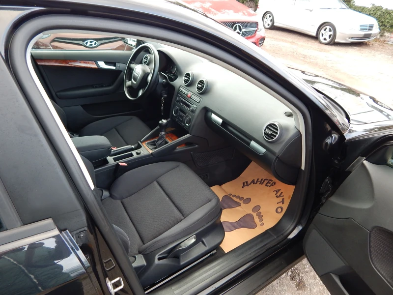 Audi A3 1.6i* 102k.* РЕАЛНИ КИЛОМЕТРИ* , снимка 16 - Автомобили и джипове - 52991398
