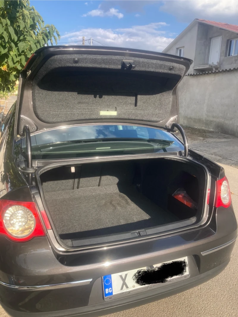 VW Passat, снимка 9 - Автомобили и джипове - 53272410