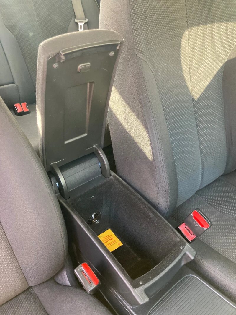 VW Passat, снимка 14 - Автомобили и джипове - 53272410