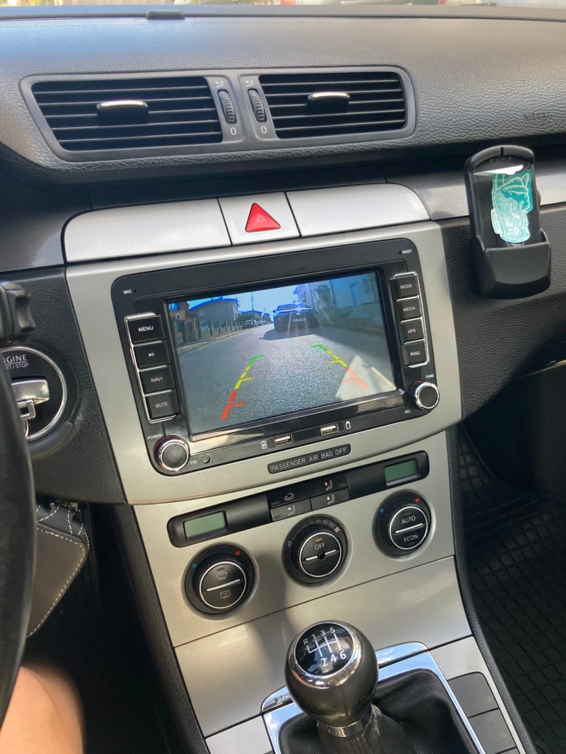 VW Passat, снимка 11 - Автомобили и джипове - 53272410